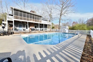 311 Brewer Rd, Walhalla, SC 29691
