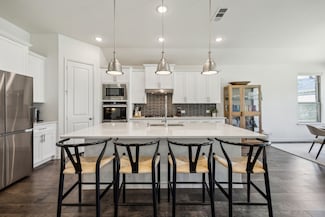 2812 Quill Ln, Northlake, TX 76247