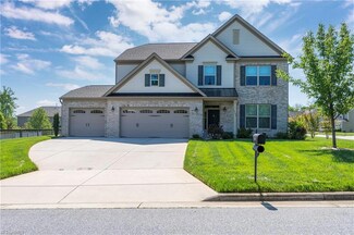 2502 Copperleaf Ct, High Point, NC 27265
