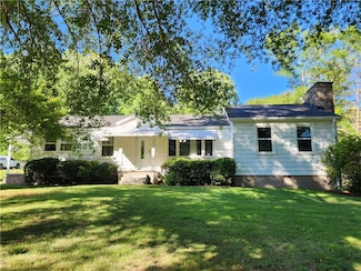 1104 Robert P Jeanes Rd, Easley, SC 29640