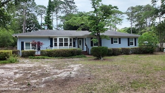 4632 Long Leaf Hills Dr, Wilmington, NC 28409