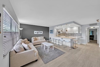 2103 Lucaya Bend Unit F3, Coconut Creek, FL 33066