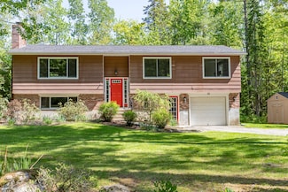 18 Brian Dr, Brewer, ME 04412