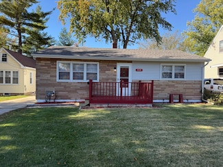 1113 N 13th St, Dekalb, IL 60115