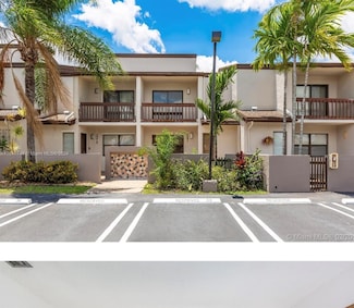 10014 NW 41st St Unit 32, Doral, FL 33178