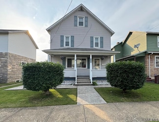 203 10th St, Windber, PA 15963