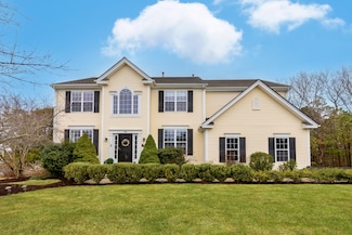 415 Raymond Rd, Plymouth, MA 02360