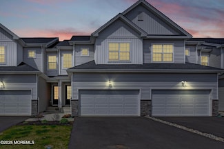 105 Pilot St, Marlboro, NJ 07746