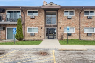 800 E Old Willow Rd Unit 2207, Prospect Heights, IL 60070