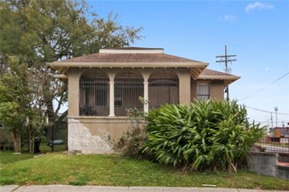 4001 Elba St, New Orleans, LA 70125