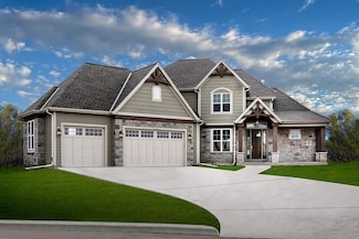 W214N6672 Fairview Dr, Menomonee Falls, WI 53051