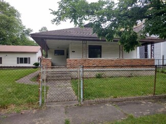 1340 N 12th St, Terre Haute, IN 47807
