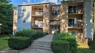 18300 Streamside Dr Unit 304, Gaithersburg, MD 20879