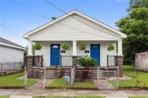 1029 Dolhonde St, Gretna, LA 70053