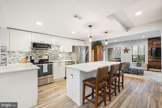 11512 Hearthstone Ct, Reston, VA 20191