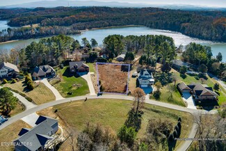 307 Southshore Dr, Greenback, TN 37742