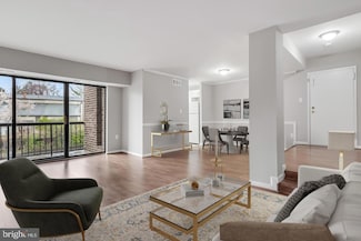 15702 Dorset Rd Unit 204, Laurel, MD 20707