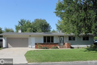 134 Winnebago Way, Forest City, IA 50436