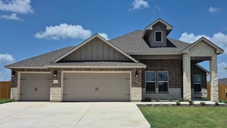 600 Sydney Blvd, Thorndale, TX 76577