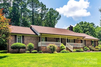 2209 Cardinal Loop, Stanley, NC 28164