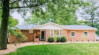 8208 Milmont St NW, Massillon, OH 44646