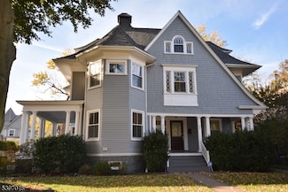 94 Midland Ave, Montclair, NJ 07042