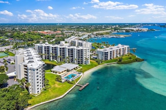 19800 Sandpointe Bay Dr Unit 104, Tequesta, FL 33469