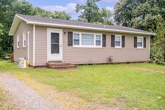 502 N Main St, Loretto, TN 38469