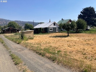60311 Highway 26, John Day, OR 97845