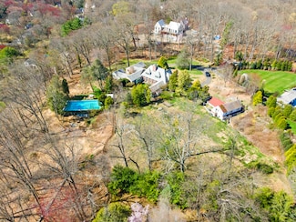 37 Green Acre Ln, Westport, CT 06880