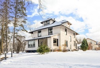 8406 Beverly St, Duluth, MN 55808