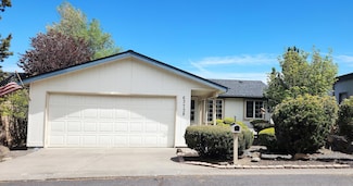 63738 Cascade Village Dr Unit 81, Bend, OR 97701