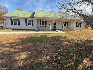 770 Johnson Lake Rd SE, Adairsville, GA 30103