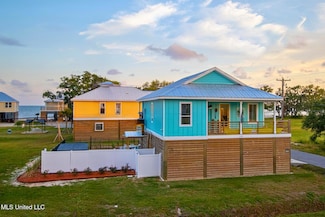 127 17th St, Gulfport, MS 39507