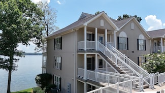 586 Moon Bay Dr Unit 3, Kuttawa, KY 42055