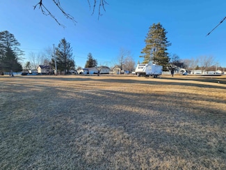 201 A Spring St, Dundee, IA 52038