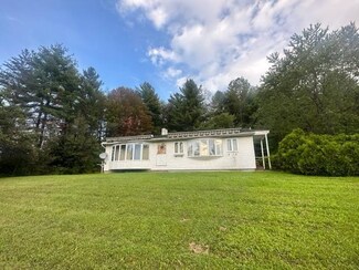 1233 Lower Elmore Mountain Rd, Morrisville, VT 05661