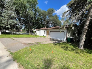 6712 Golden Valley Rd, Golden Valley, MN 55427