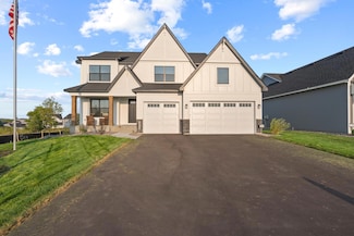 5871 Freeland Alcove N, Hugo, MN 55038