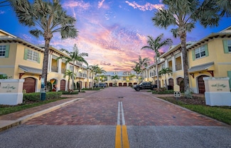 3770 County Line Rd Unit B5, Jupiter, FL 33469