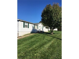 43121 National Rd, Belmont, OH 43718