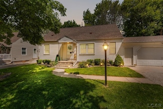 1338 Terrace Ave, Adrian, MI 49221
