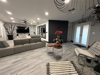 11240 NW 43rd St, Coral Springs, FL 33065