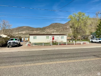 162 S Center St, Elsinore, UT 84724