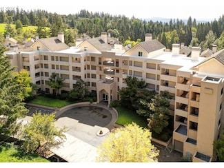 6665 W Burnside St Unit 425, Portland, OR 97210