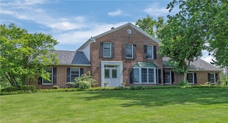 6665 Richardson Rd, Victor, NY 14564