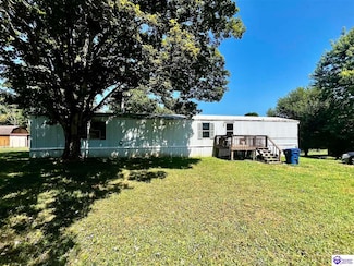 240 Shannon Dr, Science Hill, KY 42553