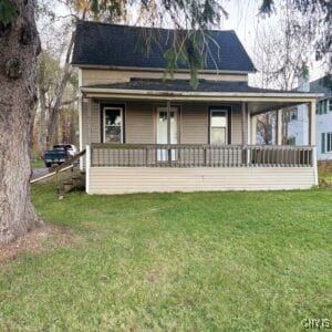 59 Montgomery St, Parish, NY 13131