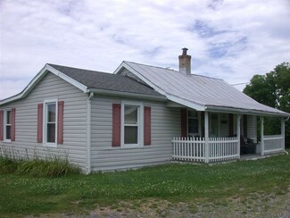 939 Railroad Ave, Goshen, VA 24439