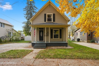 523 Center St, Findlay, OH 45840